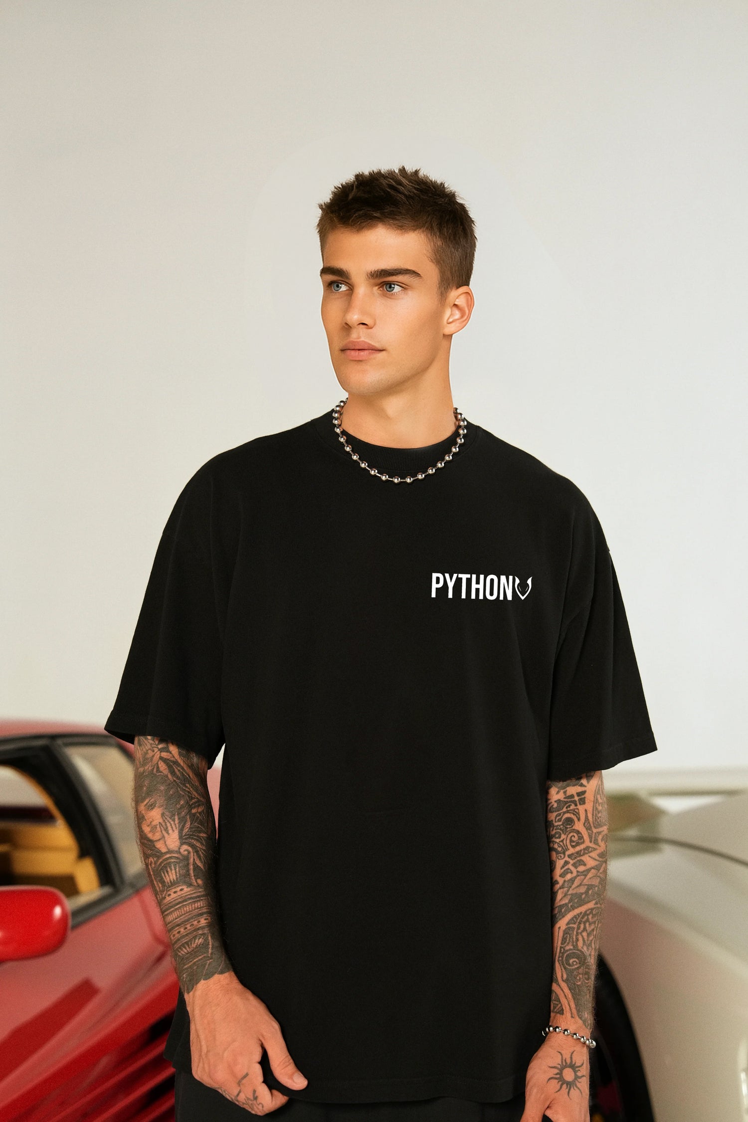 LEG DAY HATER GRAPHIC T SHIRT - OVERSIZED