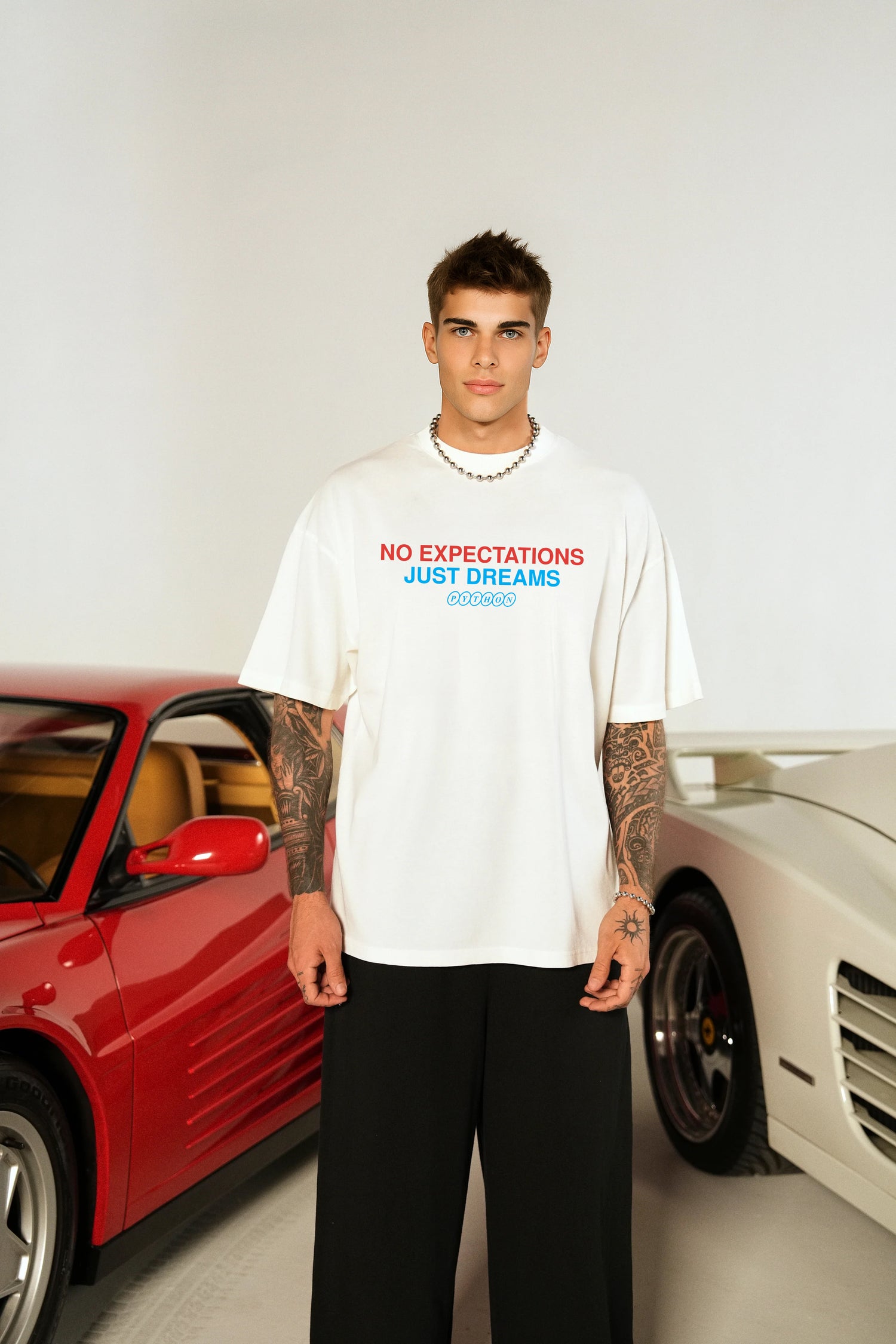 DREAMS WHITE GRAPHIC T SHIRT - OVERSIZED