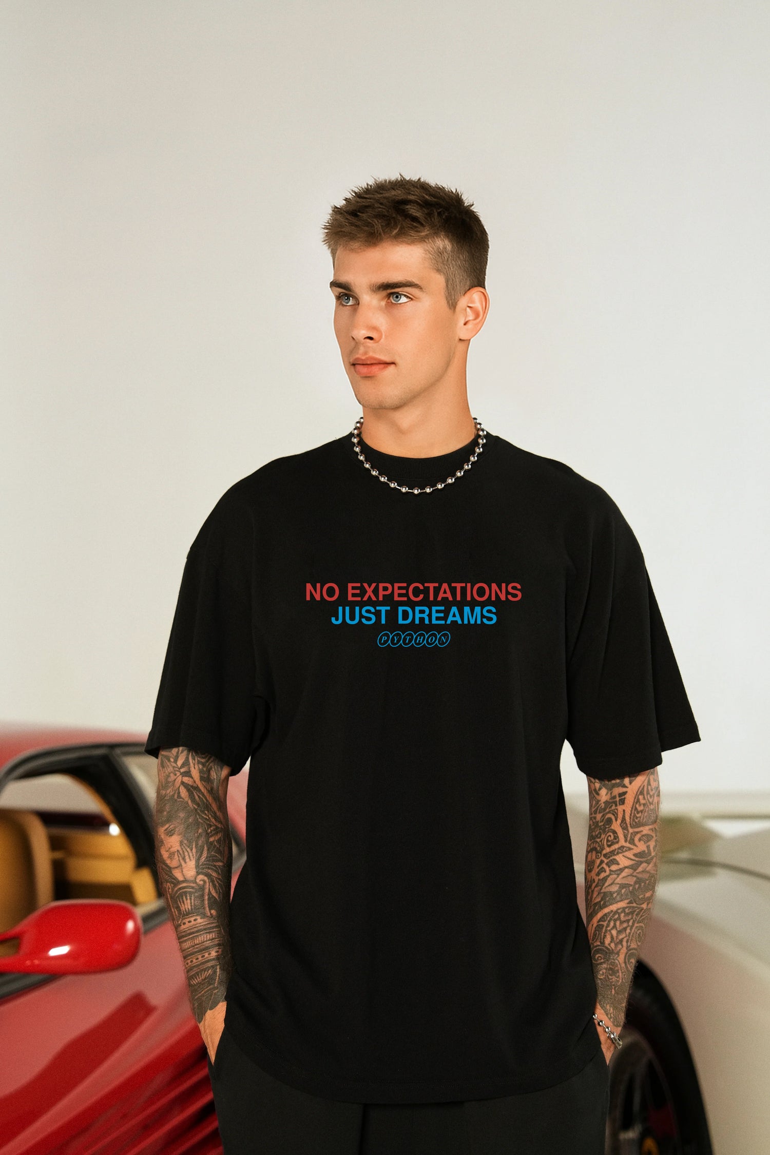 DREAMS BLACK GRAPHIC T SHIRT - OVERSIZED