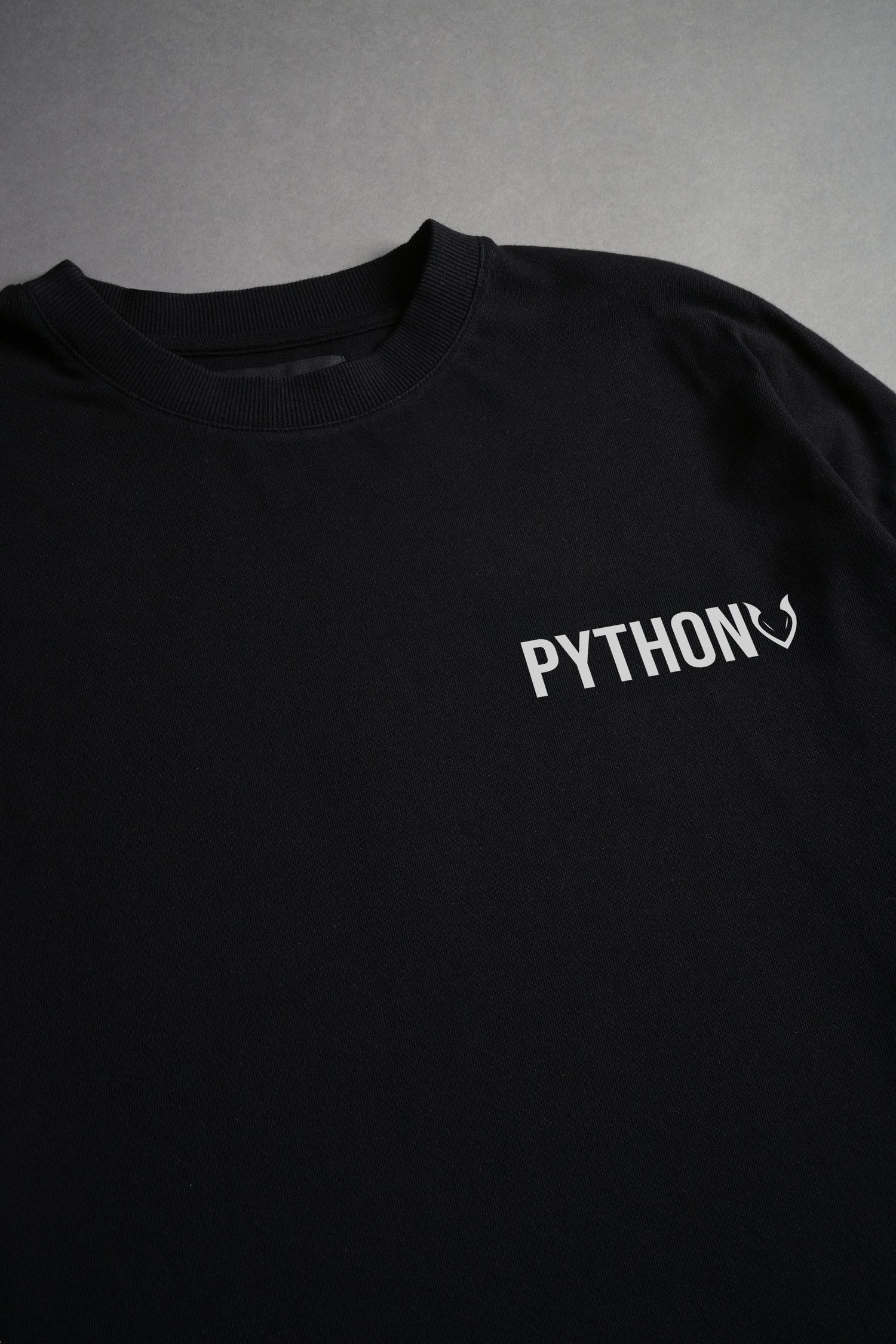 OBSESSED BLACK GRAPHIC T SHIRT - OVERSIZED