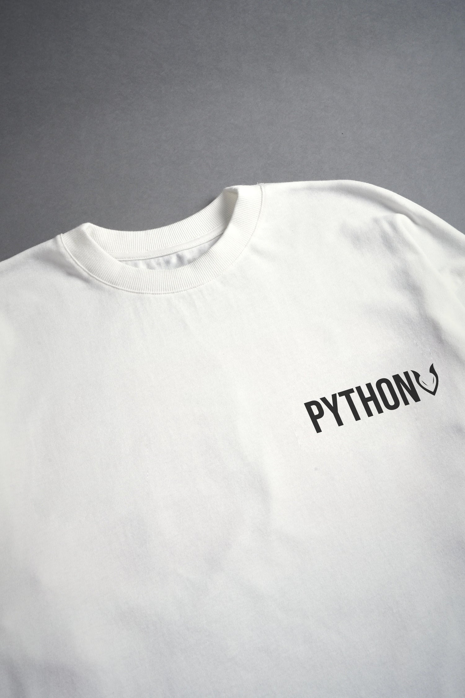 OBSESSED WHITE GRAPHIC T SHIRT - OVERSIZED