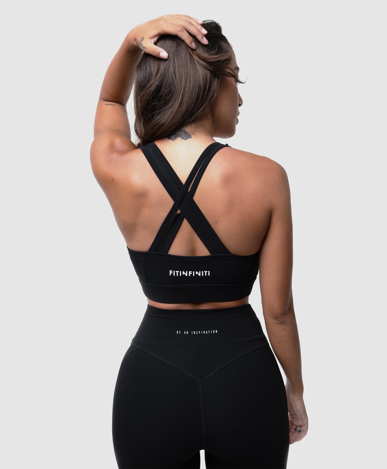 BLACK BRA PYTHON//FITINFINITI