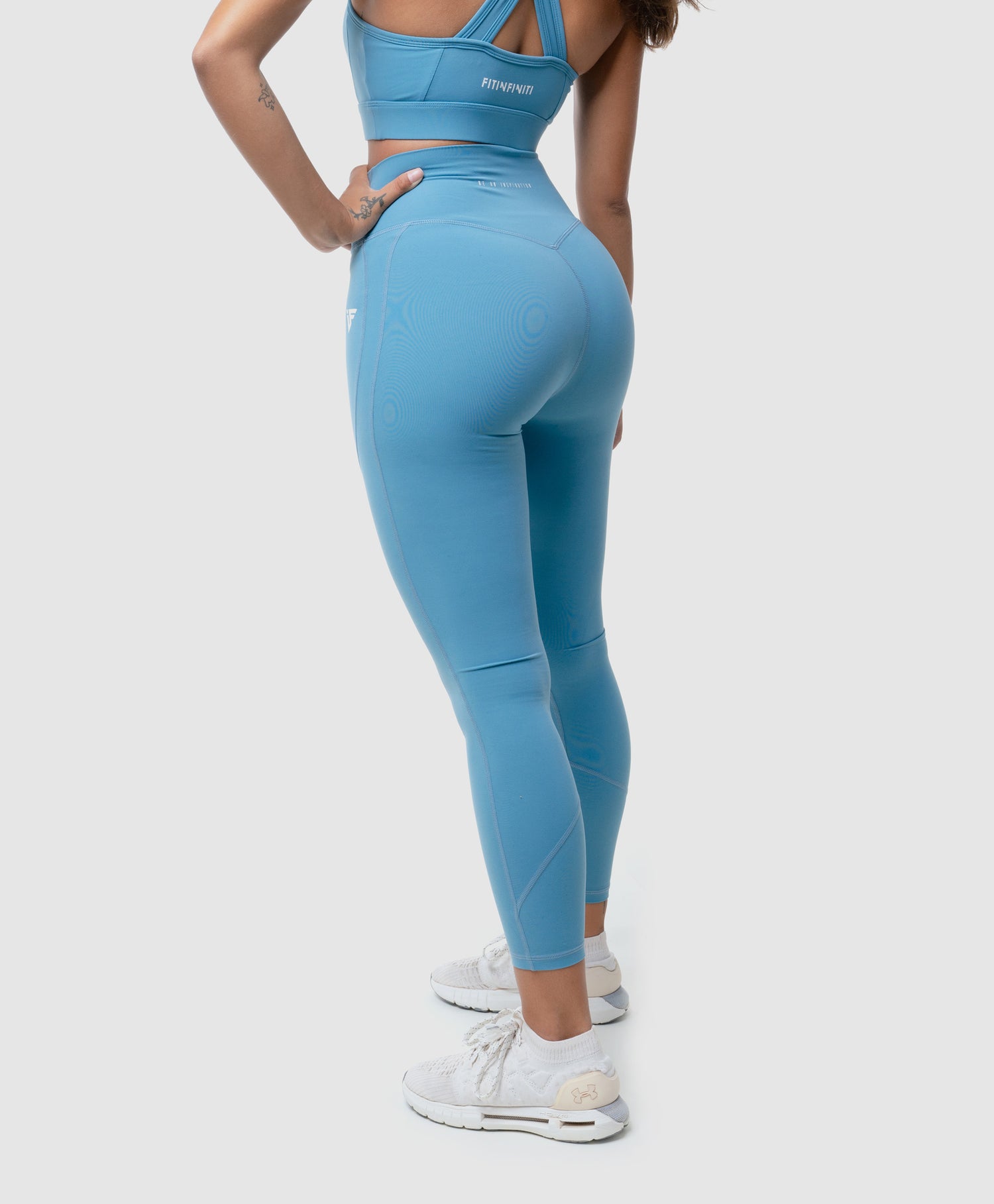 BLUE LEGGINGS PYTHON//FITINFINITI