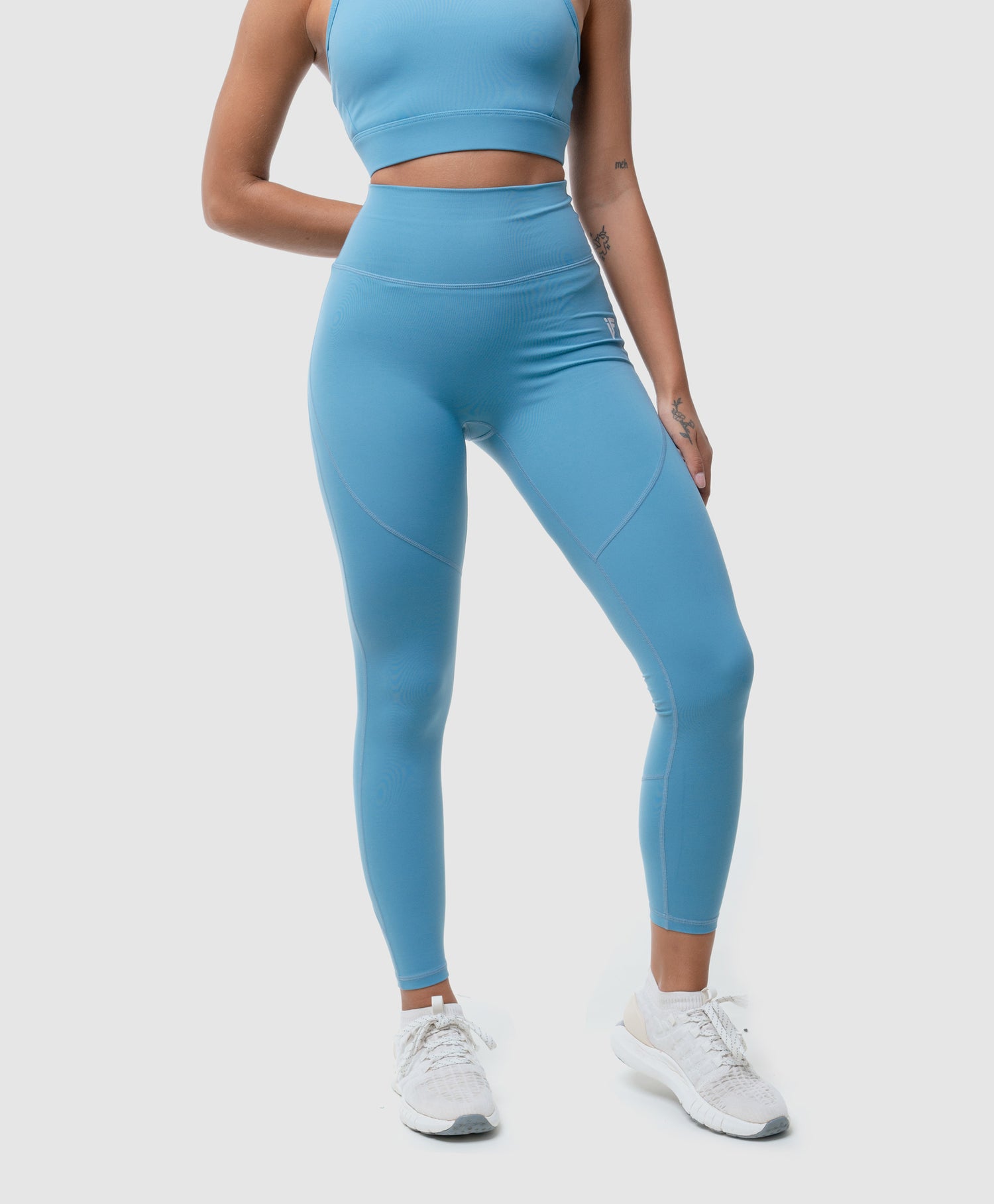 BLUE LEGGINGS PYTHON//FITINFINITI