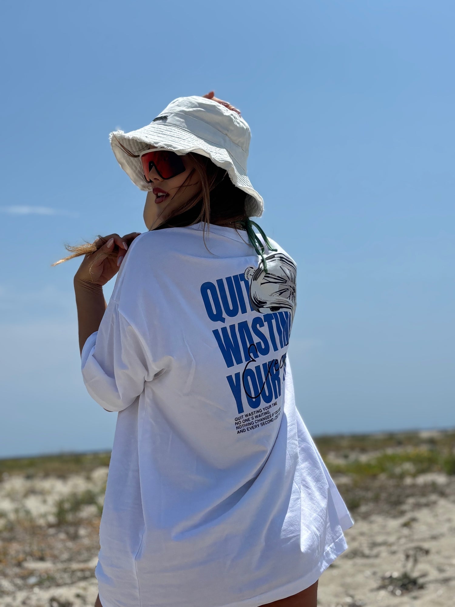 NO TIME GRAPHIC T SHIRT - OVERSIZED