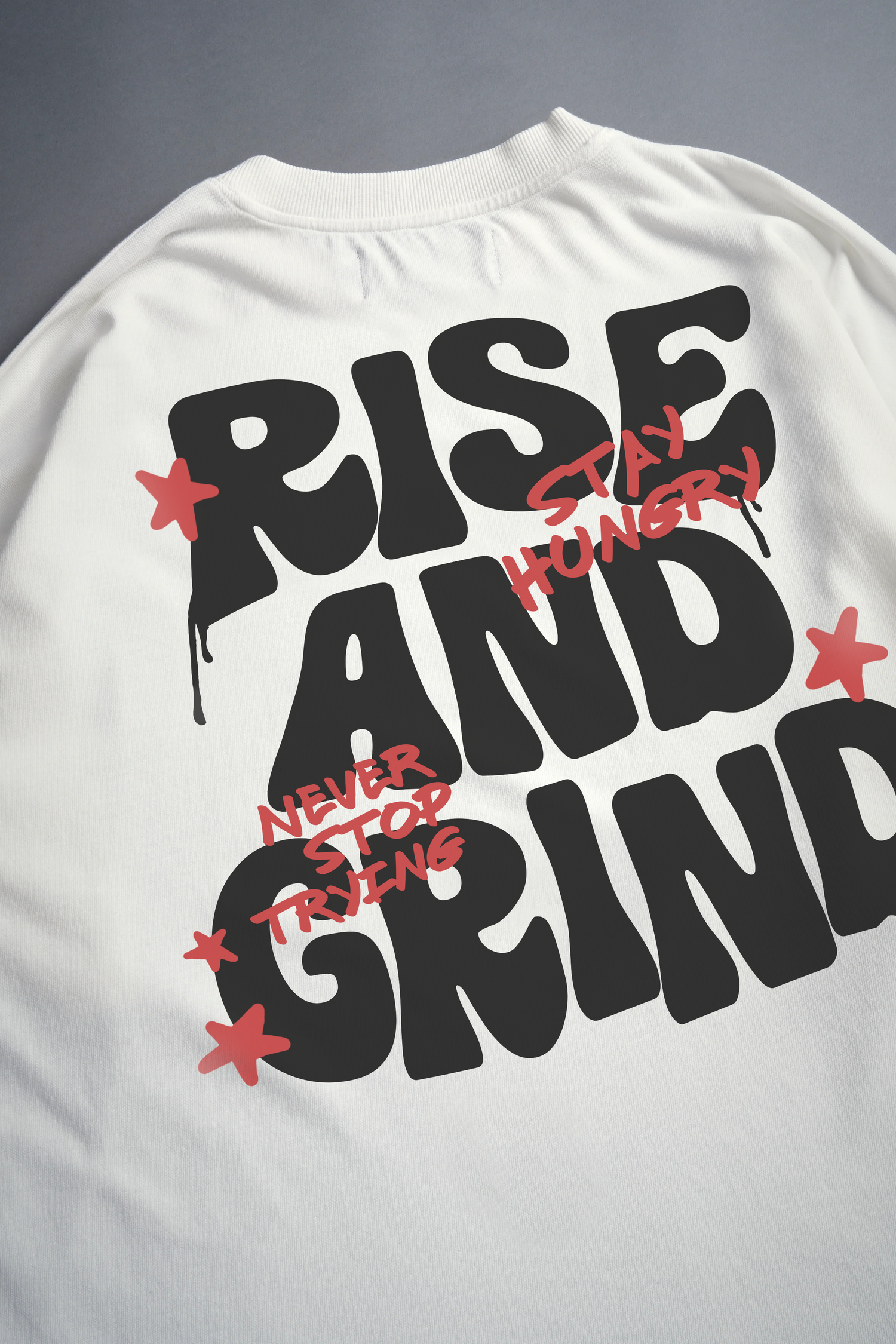 RISE AND GRIND GRAPHIC T SHIRT - OVERSIZED