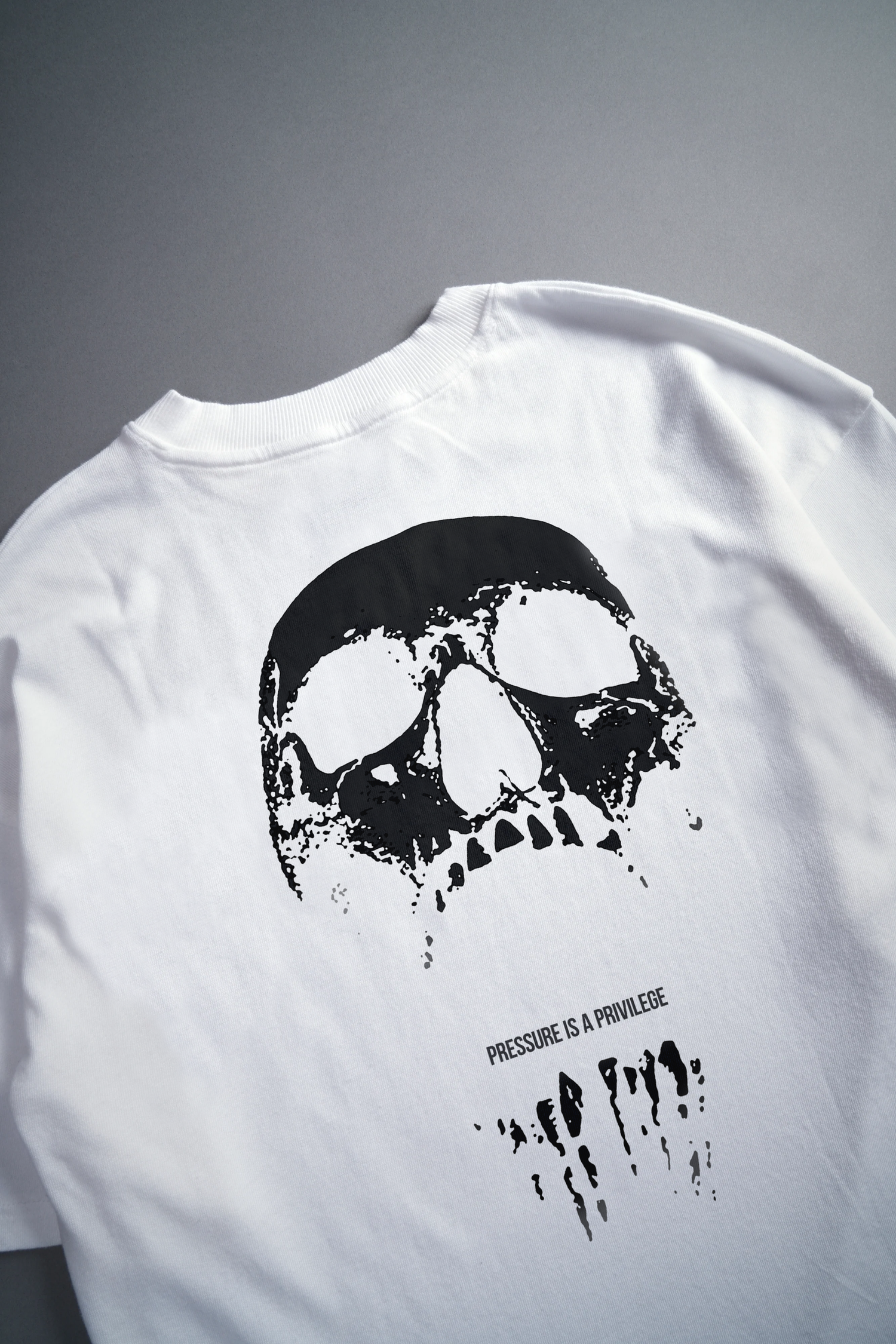 PRESSURE IS A PRIVILEGE GRAPHIC T SHIRT - OVERSIZED