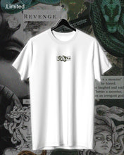 Load image into Gallery viewer, Medusa Graphic Classic Fit T Shirt - Limited
