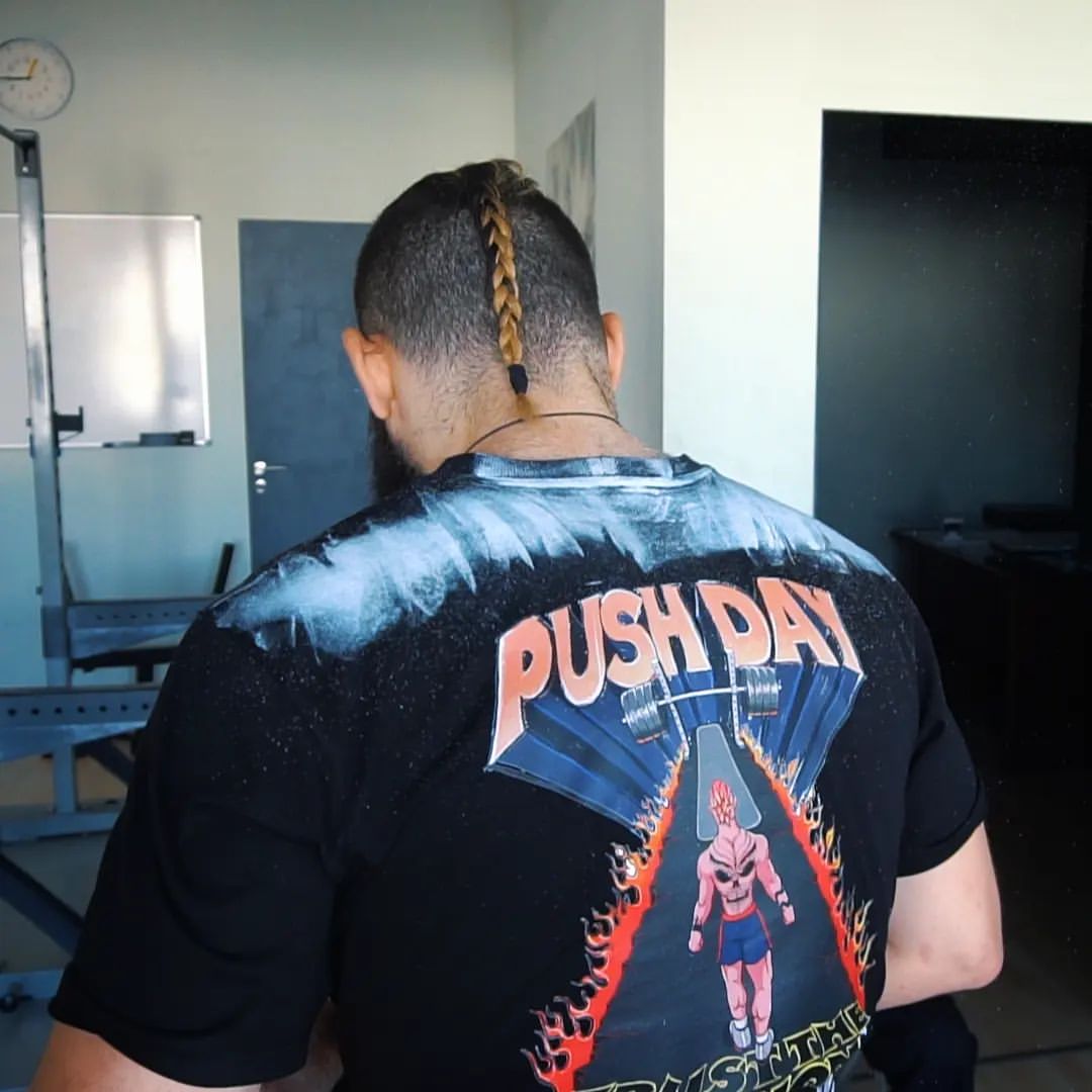 Push Day Graphic Classic Fit T-Shirt
