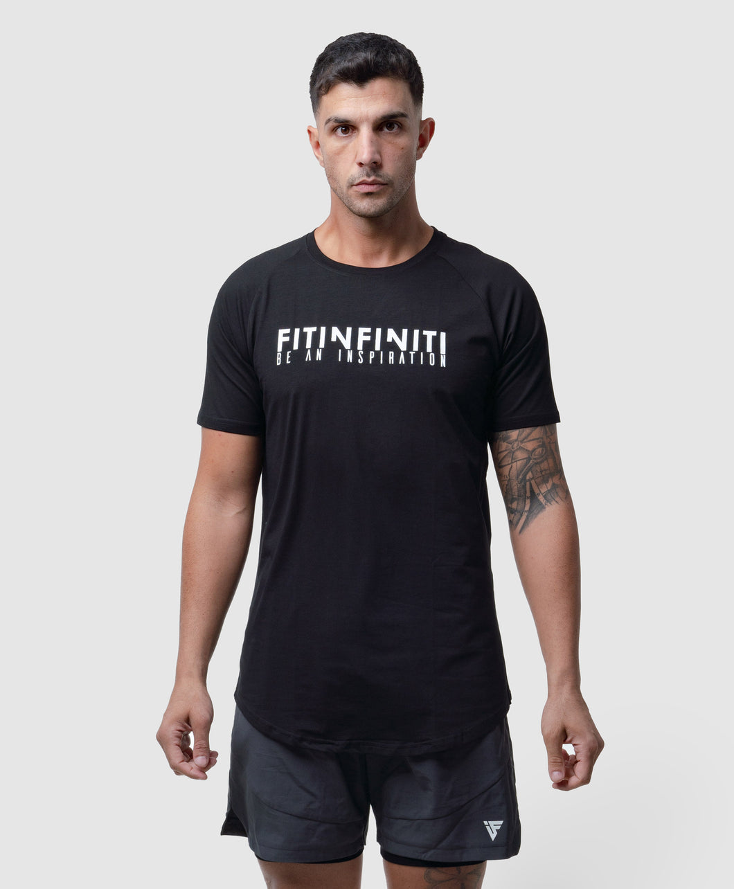 FITINFINITI Black Classic Fit T-shirt