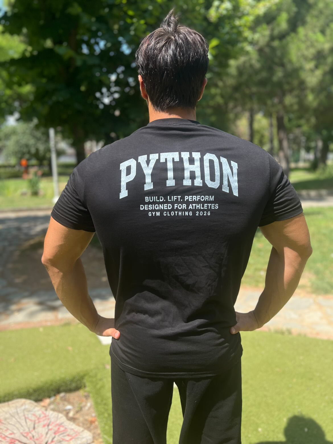BUILT LIFT PERFORM T-SHIRT