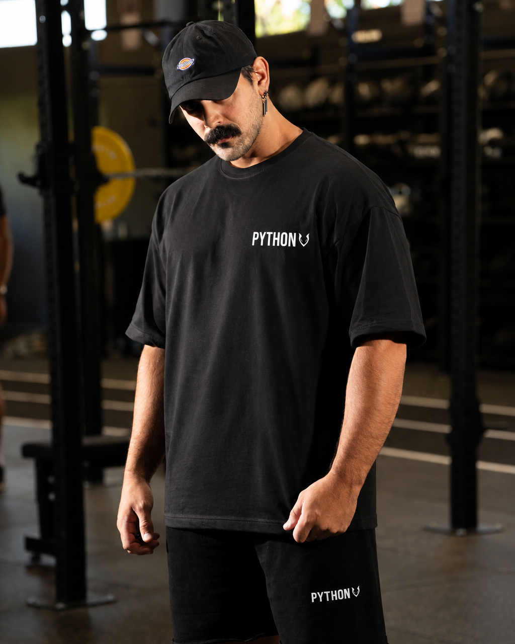 LEG DAY HATER GRAPHIC T-SHIRT