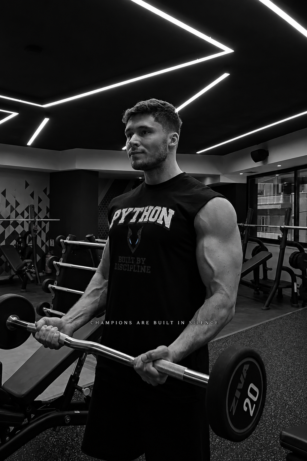 PYTHON - TANK TOP DISCIPLINE